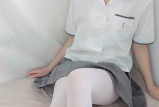 不想错过春天的味道？森萝财团白丝格子裙在网盘里等你下载哦！