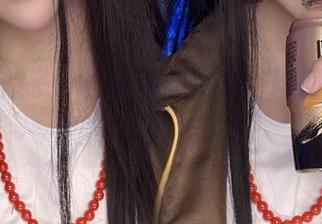 看！楚楚子w长腿美图资源，瞬间让你对腿有了新定义！