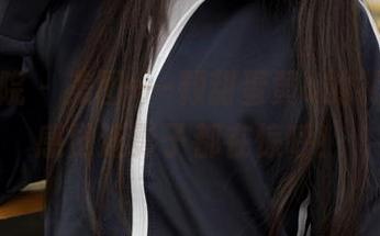 模范学院 – 美图+一颗甜蛋黄a的礼服照，感觉连影子都在惊呼！