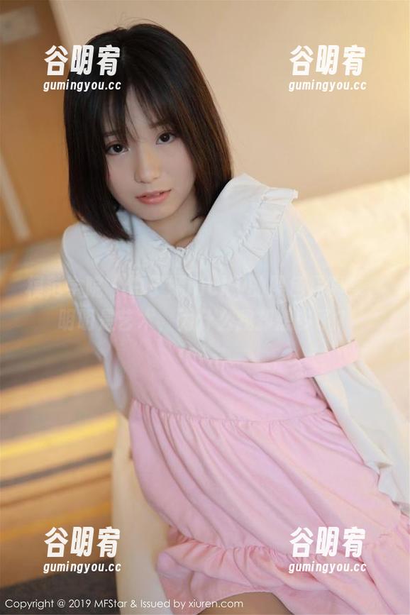 模范学院 - 白子嫣nicky的黑色写真集，明明是艺术，为什么我却想多了？
