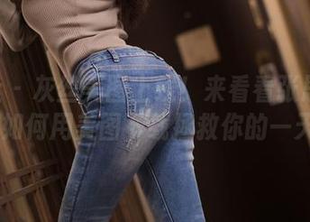 爱蜜社 – 灰丝美图上线！来看看张思允Nice如何用美图下载拯救你的一天！