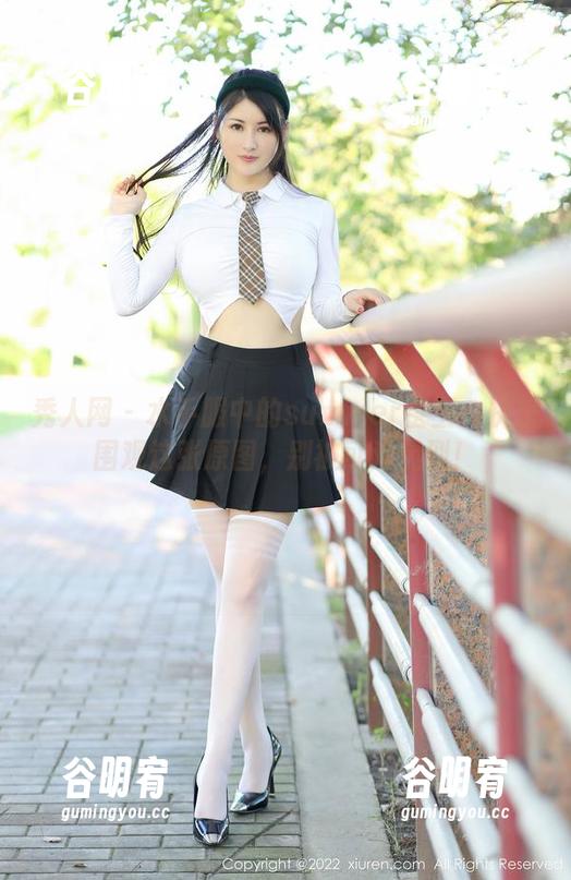 秀人网 - 水手服中的summer宝宝：快来围观这张原图，别被可爱晃到！