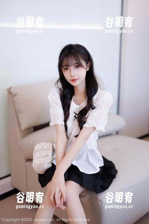 秀人网-白甜 秀人网 - 白甜的写真:娇小娇躯在阳光下,宛如梦境中的小精灵