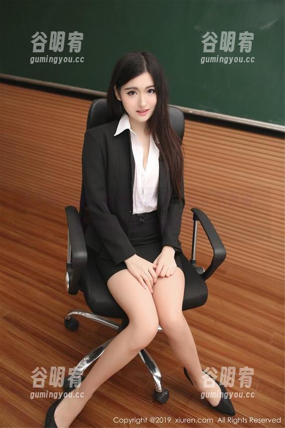 秀人网 - 谢小蒽美腿照片，腿长不是错，照片拍得好才是真理！