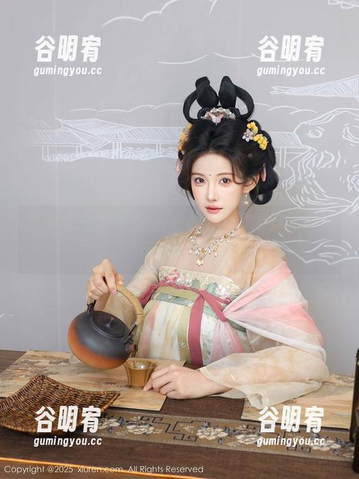 秀人网 - 雯大王susie教你如何穿体操服，原图在这里等你来拿