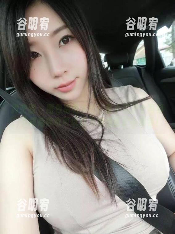微密圈 - 图包福利来啦！童小芯护士写真，下载后你也可以成为她的医护小助手！