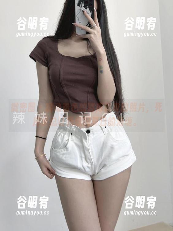 微密圈 - 翻动粉色的猪陈佩奇的照片，死库水总让我想起夏日的池塘。
