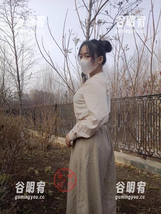 微密圈 - 镂空的秘密，若若老师的图包有点不一样哦！