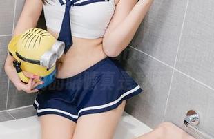 菠萝社 – 猫九酱Sakura的黑丝写真，唉，我的眼睛真是受不了！