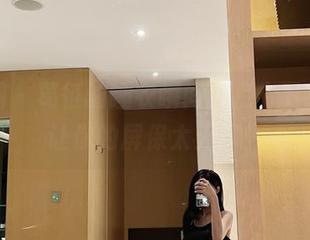 微密圈 – 葛征的睡衣瞬间，点击下载，别让你的屏保太无聊！