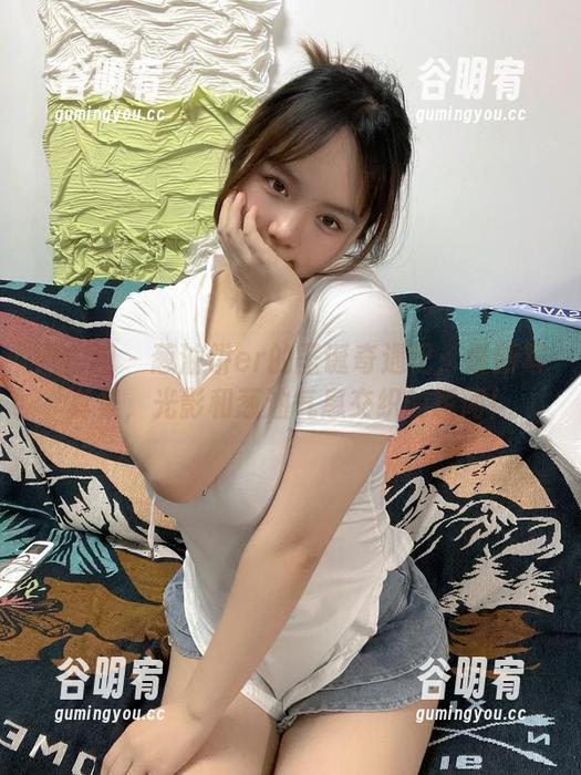 微密圈 - 葱油饼er的圣诞奇遇记：最新写真集，光影和葱油气息交织的瞬间！
