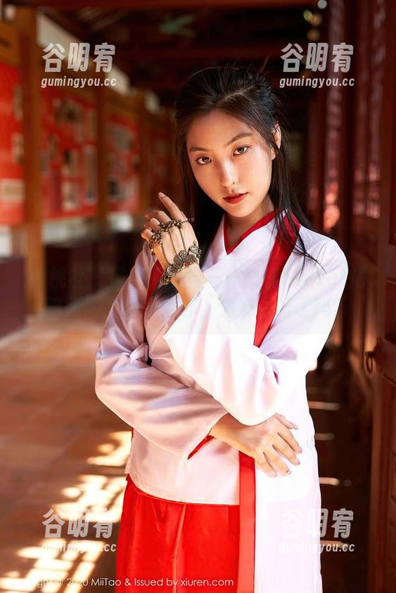 蜜桃社 - 镂空的感觉——咕噜Sweet把这张图片分享给你，你准备好了吗？