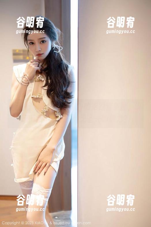 语画界 - 周思乔Betty的第四套美图，设计师会不会嫉妒她无圣光的魅力？