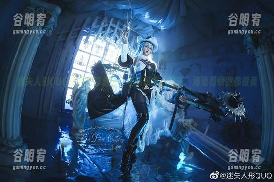 迷失人形QUQ的夏日奇遇记：在图册里，阳光、海浪和懒散都很美！