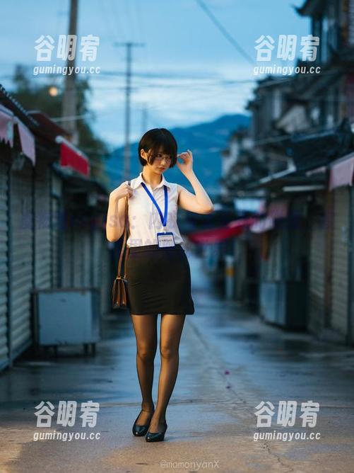 魔物喵nigisa：内衣与无圣光的碰撞，套图里的隐秘世界！