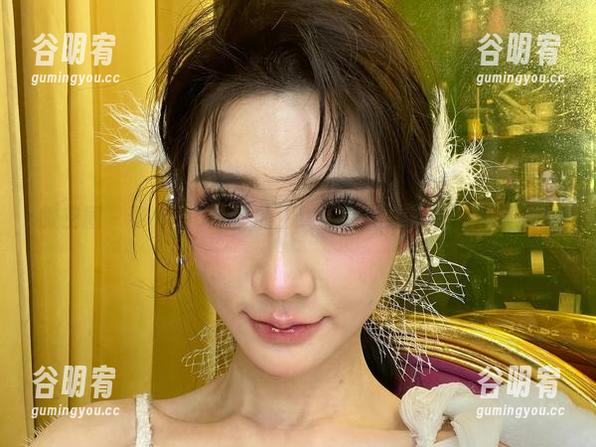 微密圈 - 黎允熙baby的清纯妹装：红色蕾丝合集狂欢